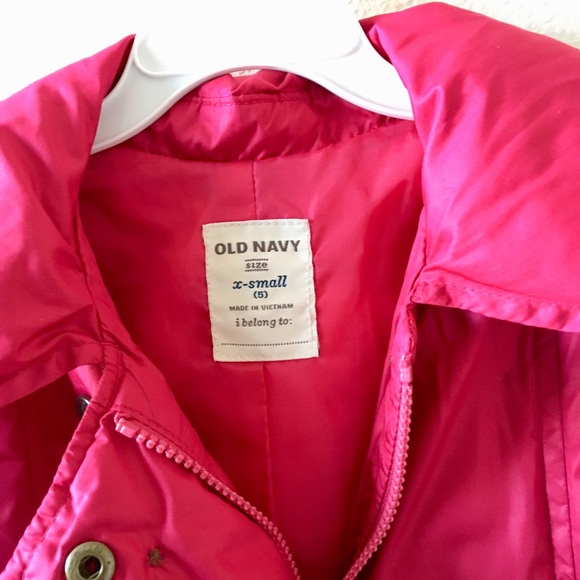 Adorable Raspberry Puffer - Picture 4 of 6